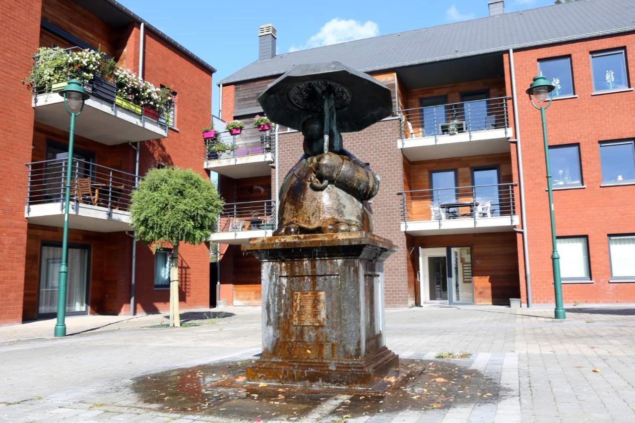 Ferienwohnung Aux Trois Petits Cochons Hotton Exterior foto