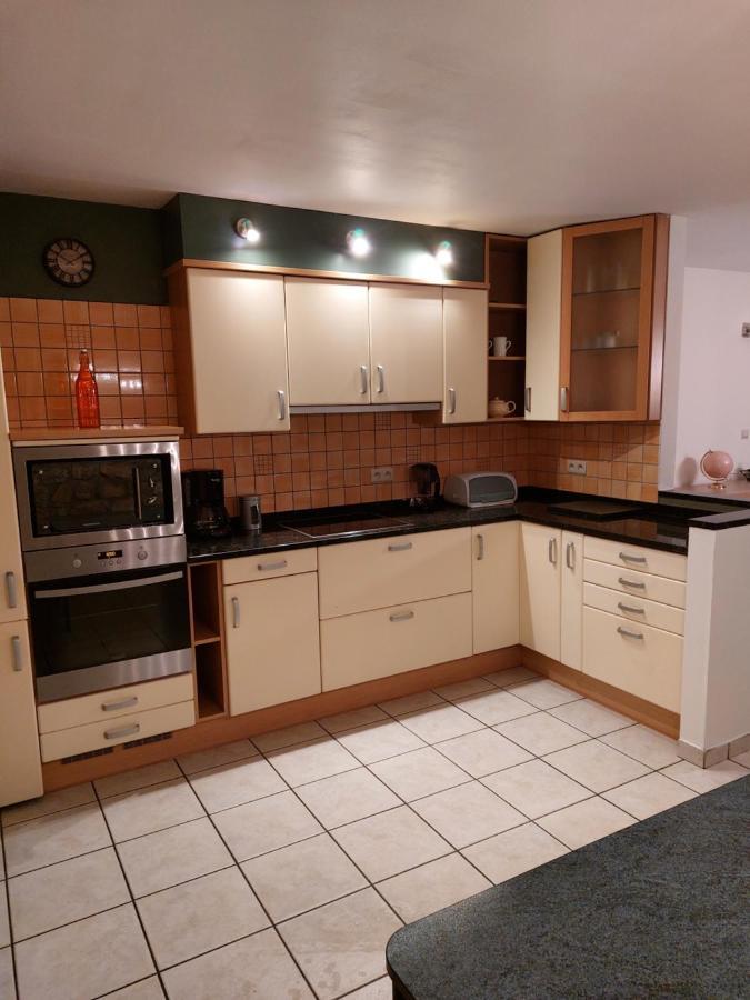 Ferienwohnung Aux Trois Petits Cochons Hotton Exterior foto